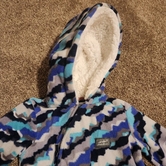 Eddie Bauer 3-6 Months Hooded Fleece Bodysuit - Picture 6 of 9